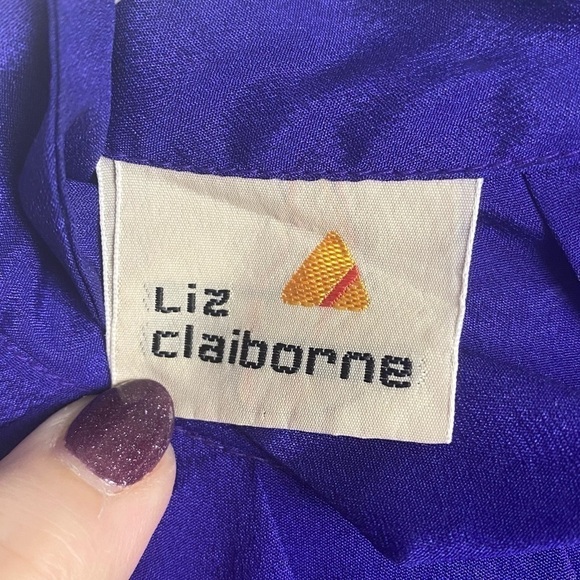Liz Claiborne Vintage Pleated Front Button Down Back Blouse Women's 8 Purple - Picture 10 of 12